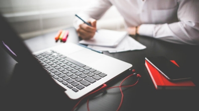 Avviso di procedura comparativa per la individuazione di n.2 figure da inserire presso la Fondazione Lucana Film Commission con rapporto di lavoro subordinato a tempo determinato della durata di 12 mesi